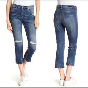 BLANKNYC Denim Distressed Straight Leg Crop jeans